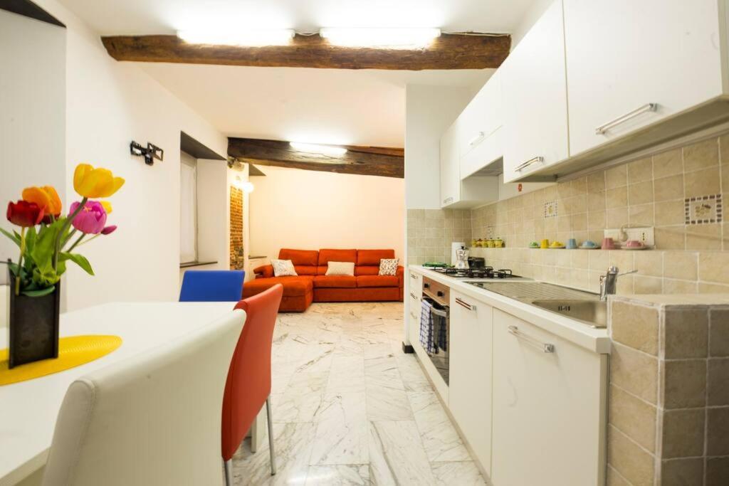 Appartamento La Citta Vecchia Gênes Extérieur photo