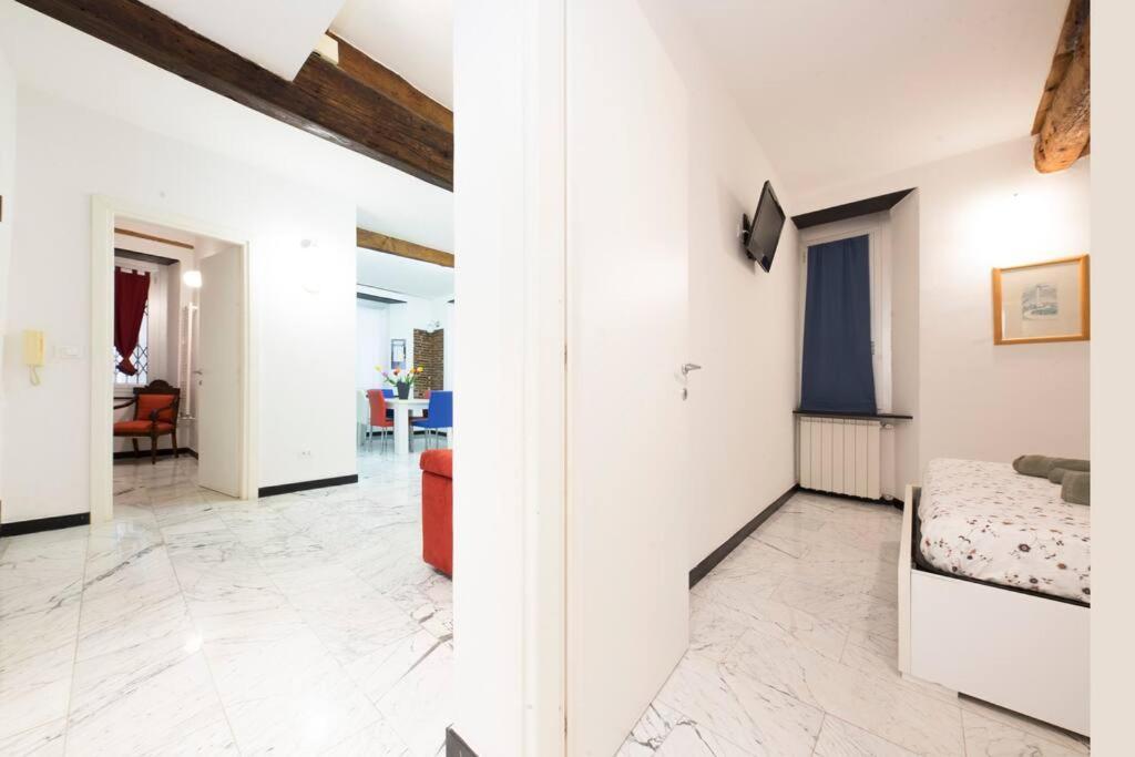 Appartamento La Citta Vecchia Gênes Extérieur photo